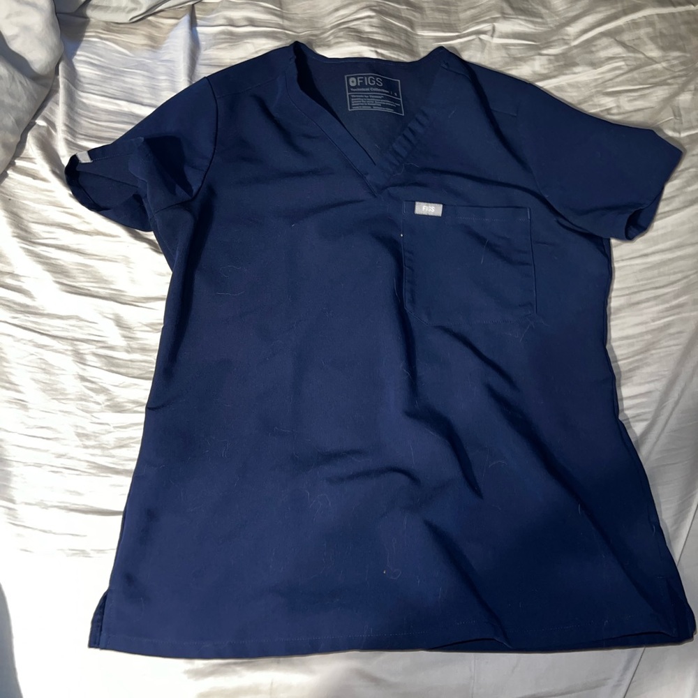 Navy small catarina Figs top